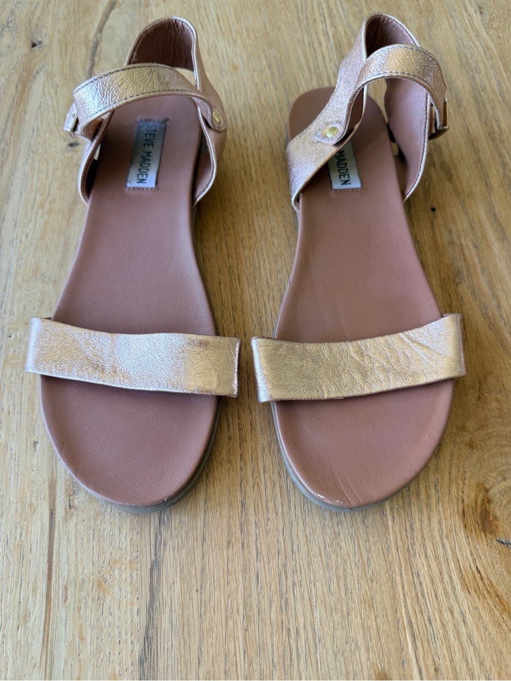 Steve Madden Women's Metallic Rose Gold Strap Sandals